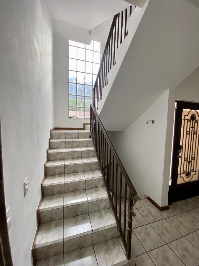 La Casa Rosa Monterreyヴィラ エクステリア 写真